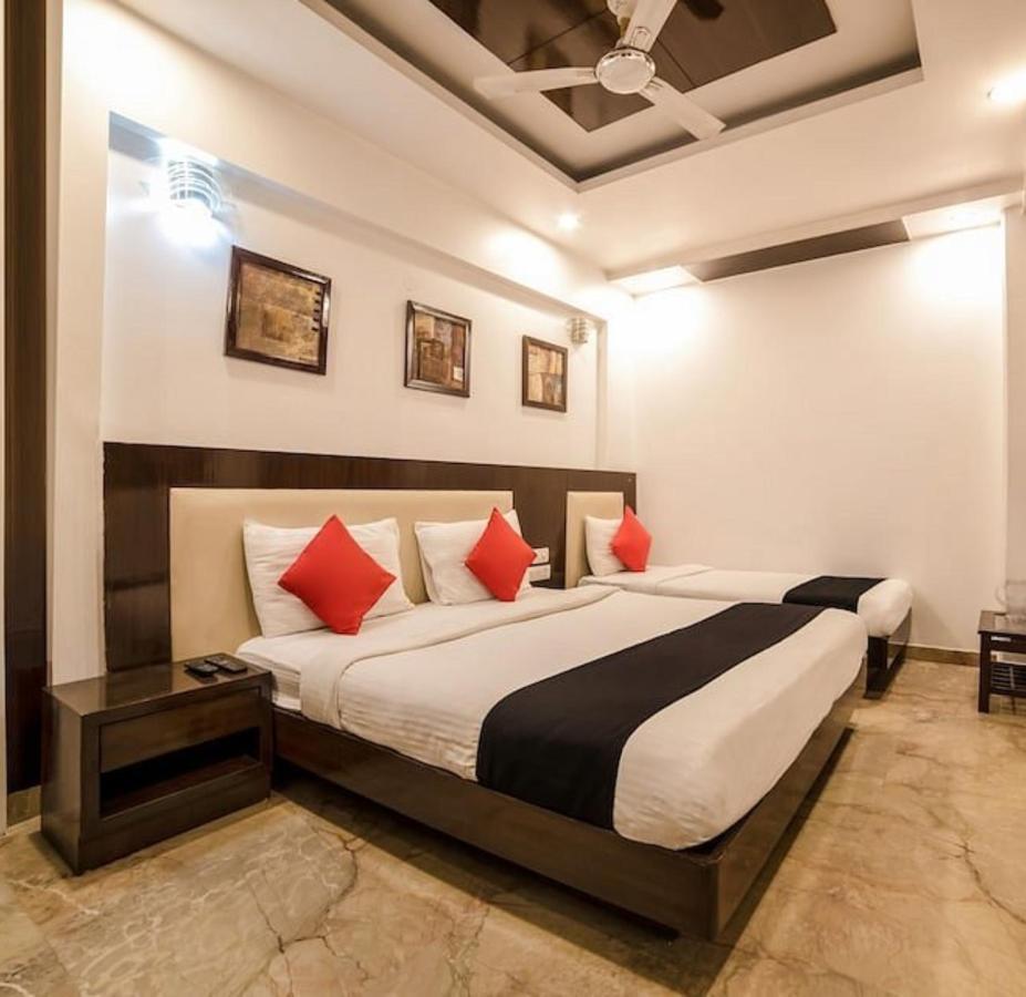 Hotel Sehej Inn Új-Delhi Kültér fotó